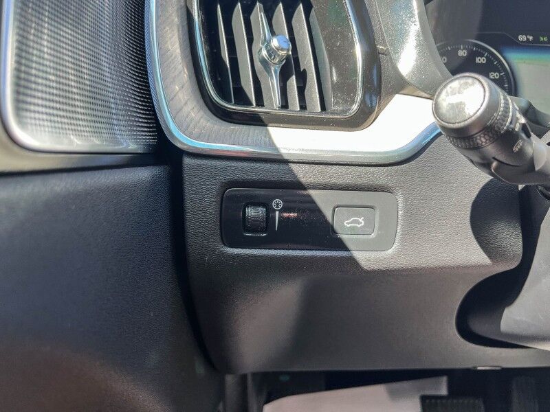 2018 Volvo XC60 Inscription Wilmington NC