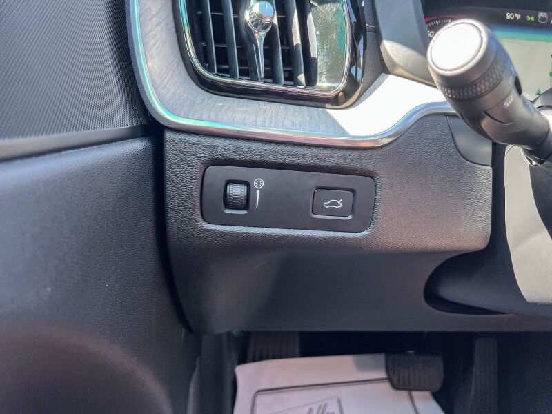 2018 Volvo XC60 Inscription Wilmington NC