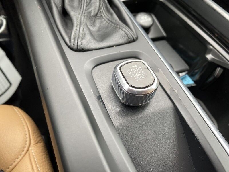 2018 Volvo XC60 Momentum Bristol  PA