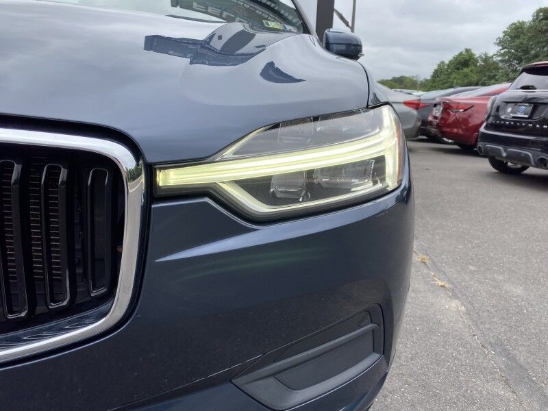 2018 Volvo XC60 Momentum Bristol  PA