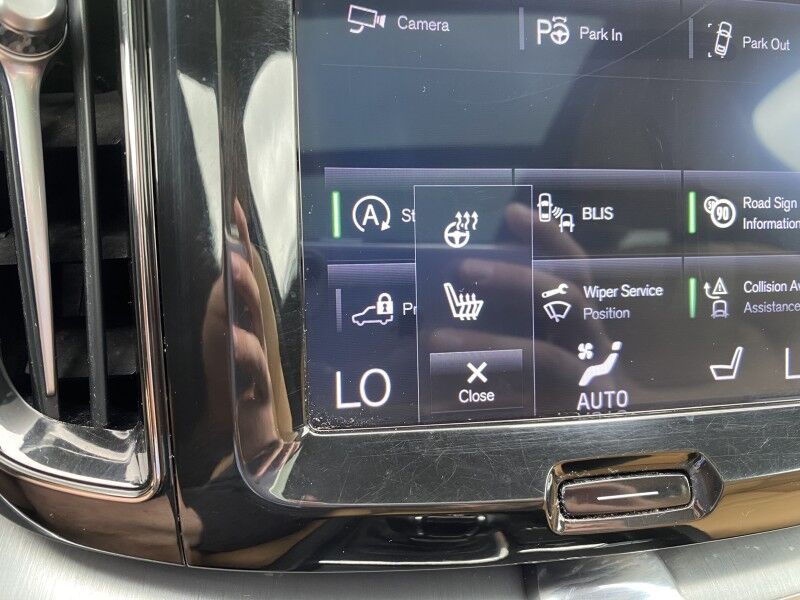 2018 Volvo XC60 Momentum Bristol  PA