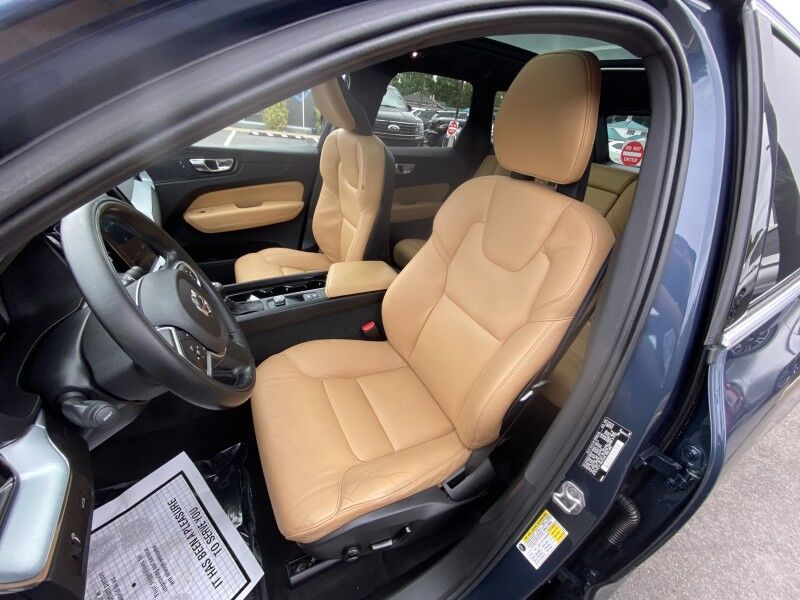 2018 Volvo XC60 Momentum Bristol  PA