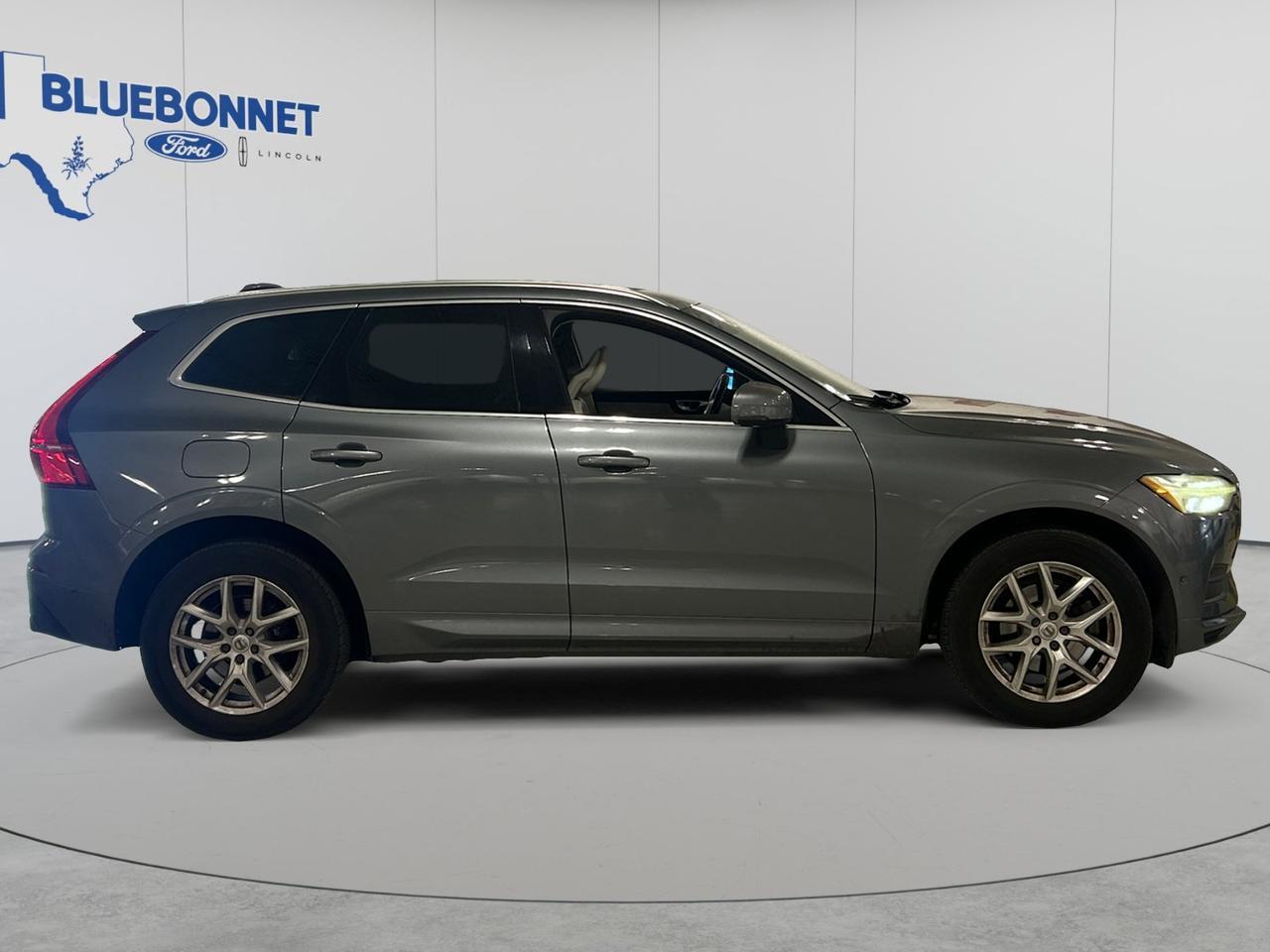 2018 Volvo XC60 Momentum