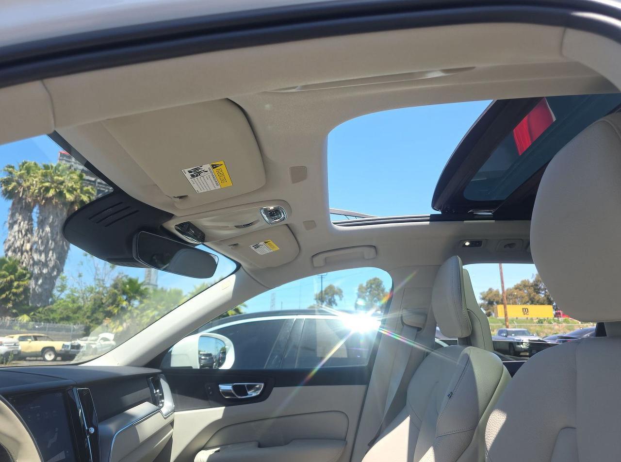 2018 Volvo XC60 T5 Momentum Gladstone OR