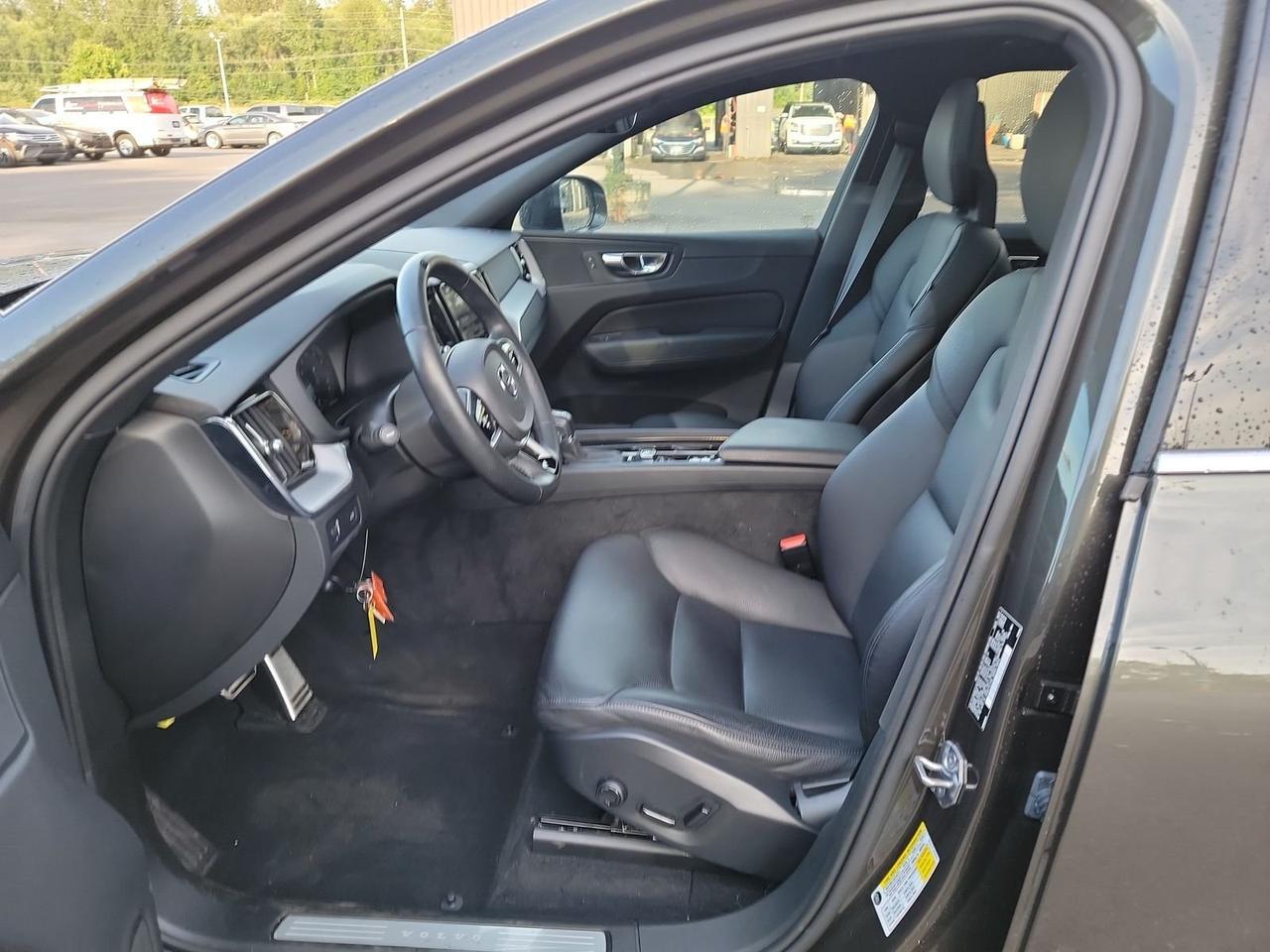 2018 Volvo XC60 T5 Momentum Head-Up Display Adaptive Cruise Portland OR