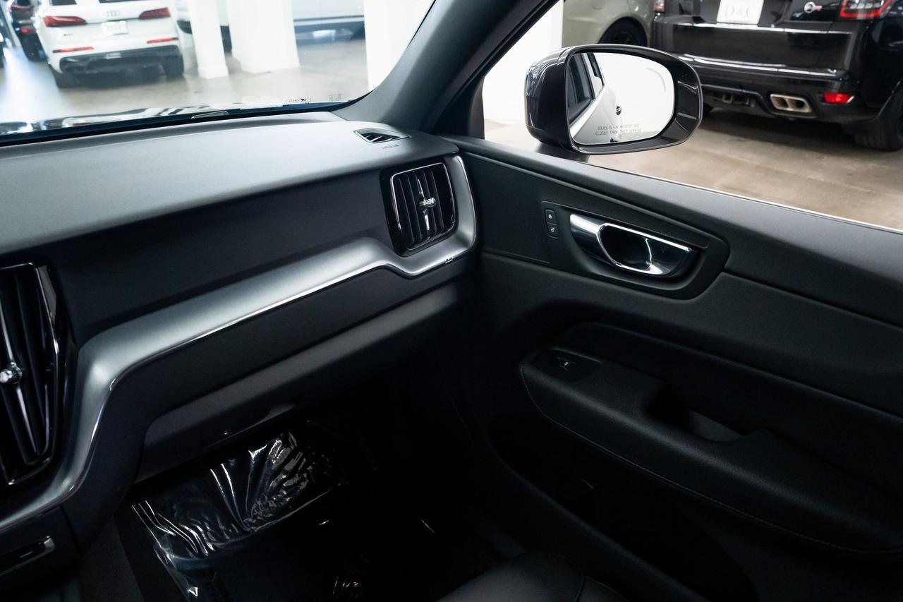 2018 Volvo XC60 T5 Momentum Heated Seats Advanced Package Portland OR