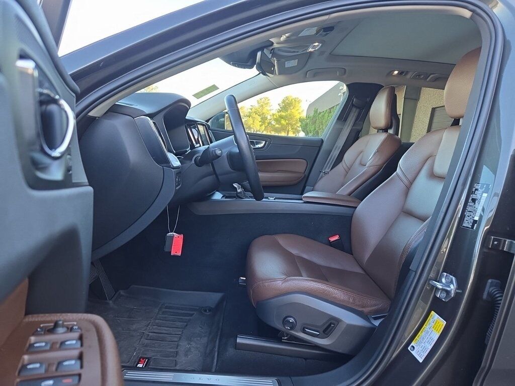 2018 Volvo XC60 T5 Momentum Beaverton OR