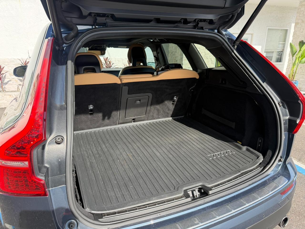 2018 Volvo XC60 T6 AWD Momentum Jacksonville FL