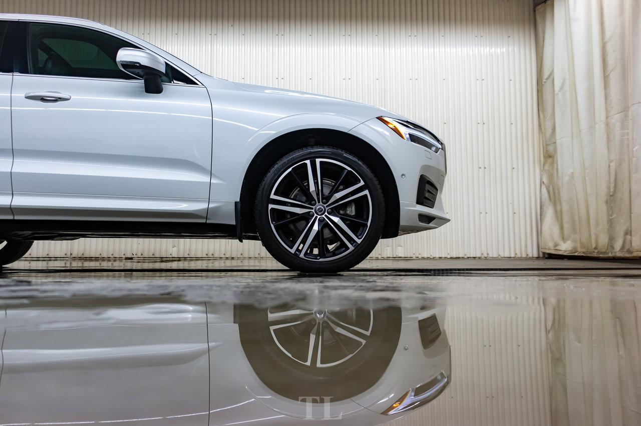 2018 Volvo XC60 T6 AWD R-Design Polestar Leather Roof Nav Red Deer AB