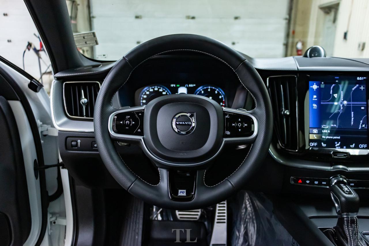 2018 Volvo XC60 T6 AWD R-Design Polestar Leather Roof Nav Red Deer AB