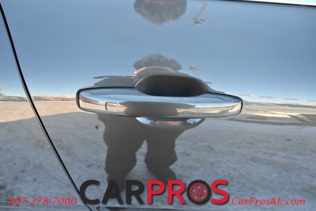 2018 Volvo XC60 T6 Inscription - AWD - Convenience & Advanced Pkg - Vision & Luxury Seat Pkg - Massaging Heated & Cooled Leather Seats - Heated Steering Wheel - Heated Rear Seats - Panoramic Sunroof - Bowers & Wilkins Speakers - Heads Up Display - Air Suspension Anchorage AK