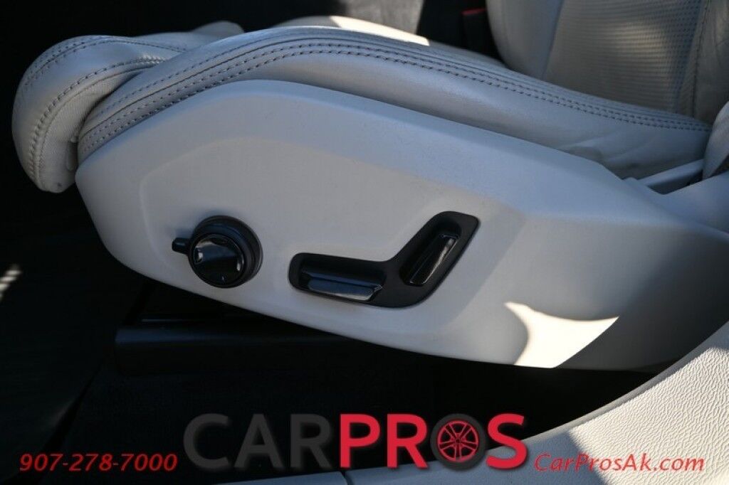 2018 Volvo XC60 T6 Inscription - AWD - Convenience & Advanced Pkg - Vision & Luxury Seat Pkg - Massaging Heated & Cooled Leather Seats - Heated Steering Wheel - Heated Rear Seats - Panoramic Sunroof - Bowers & Wilkins Speakers - Heads Up Display - Air Suspension Anchorage AK