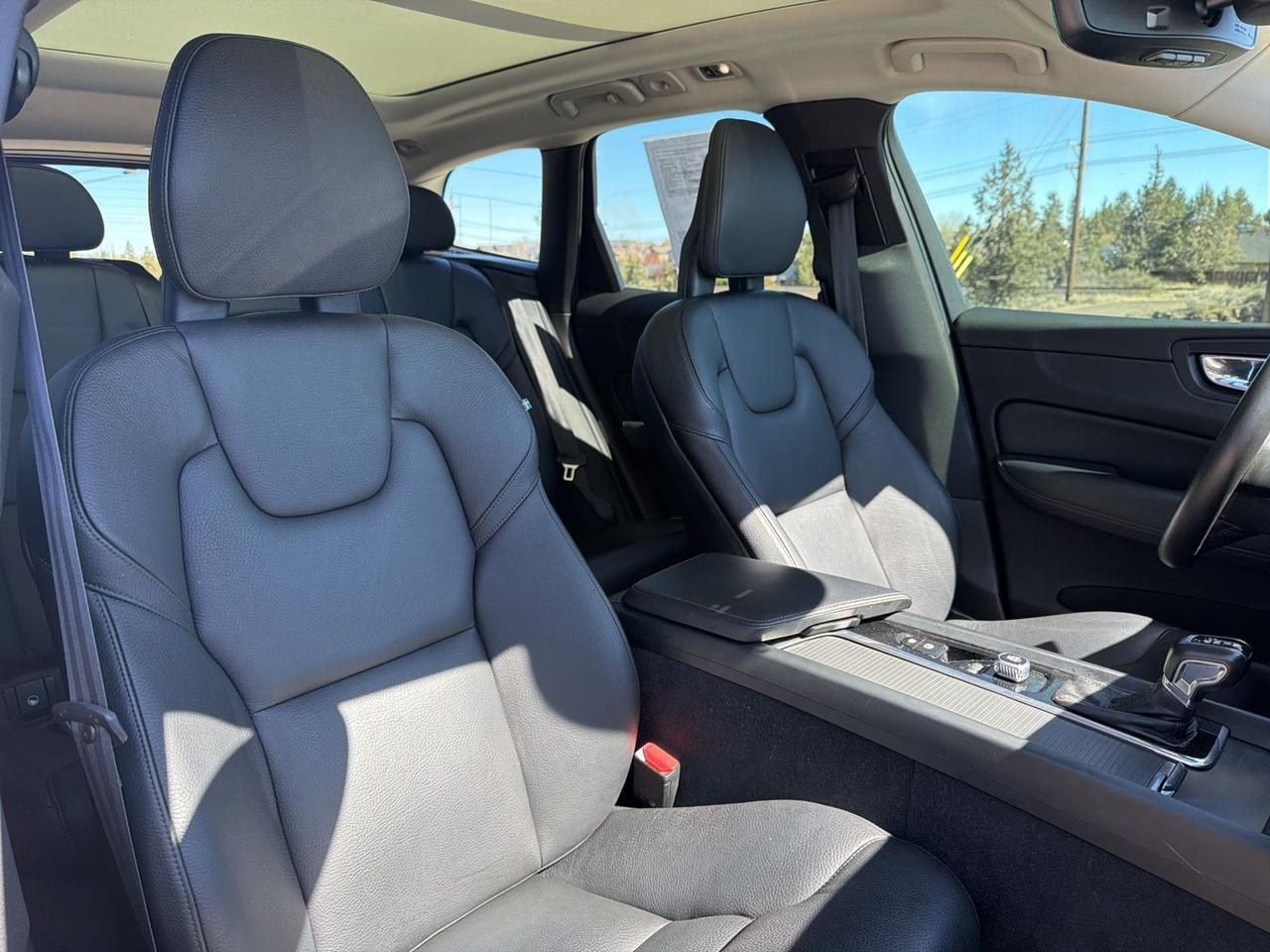 2018 Volvo XC60 T6 Momentum Bend OR