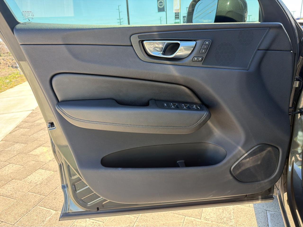 2018 Volvo XC60 T6 Momentum Bend OR