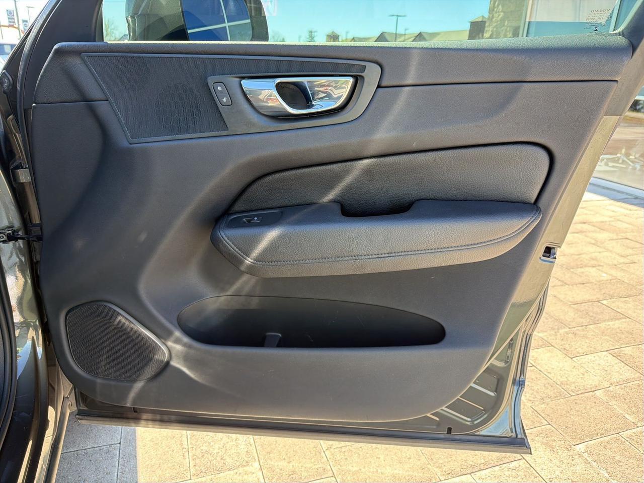 2018 Volvo XC60 T6 Momentum Bend OR