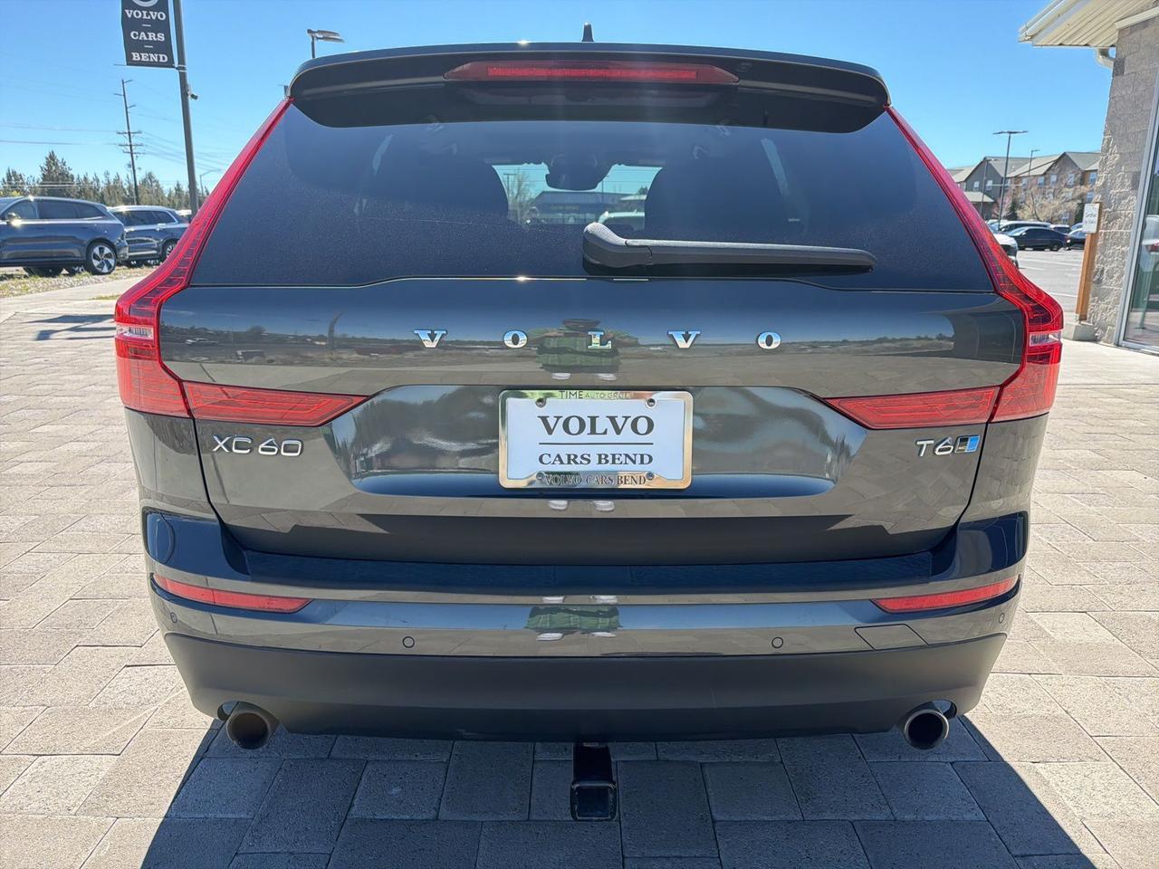 2018 Volvo XC60 T6 Momentum Bend OR