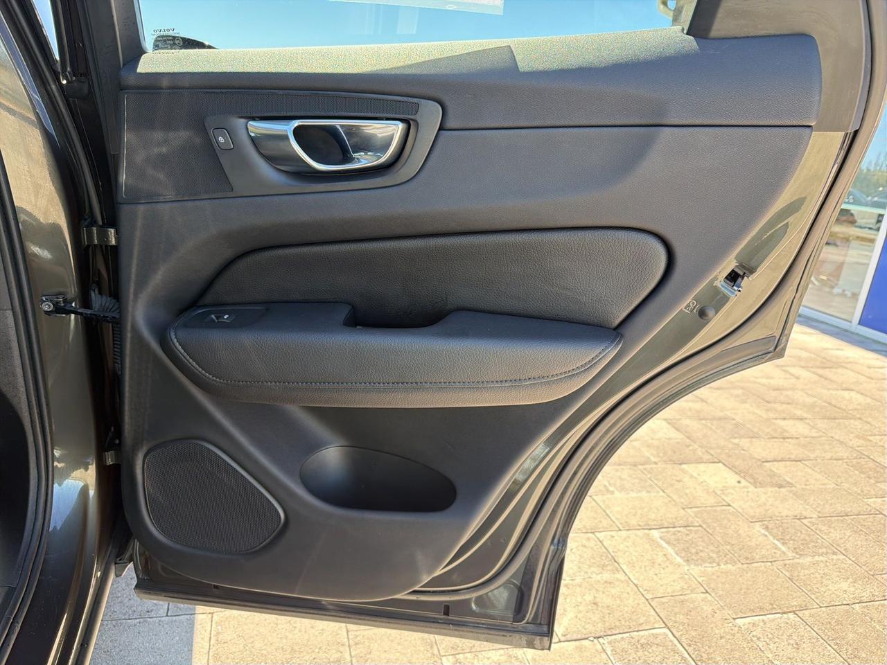 2018 Volvo XC60 T6 Momentum Bend OR