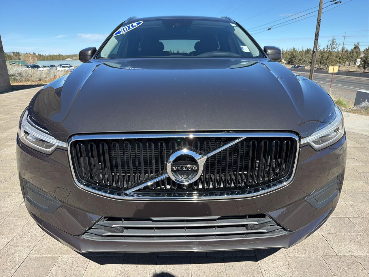 2018 Volvo XC60 T6 Momentum Bend OR