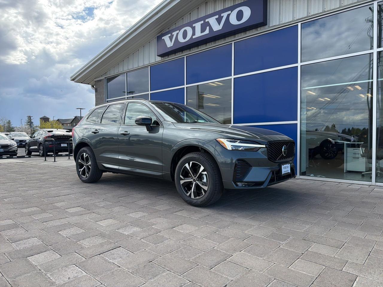 2018 Volvo XC60 T6 Momentum Bend OR