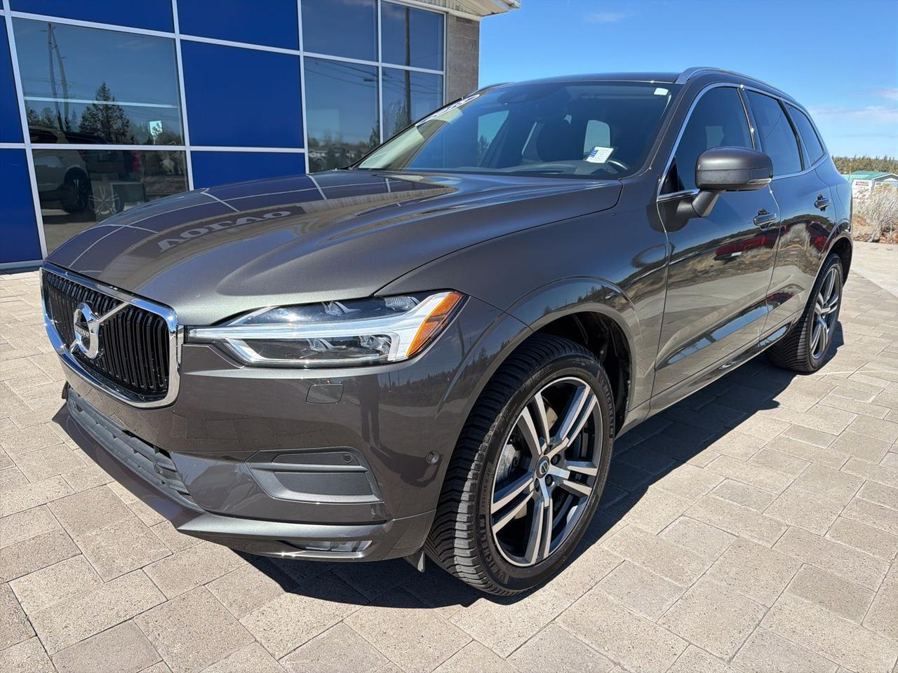 2018 Volvo XC60 T6 Momentum Bend OR