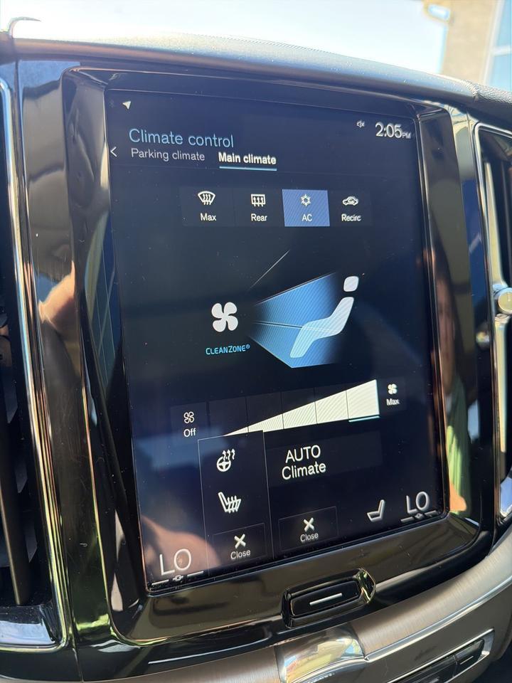 2018 Volvo XC60 T6 Momentum Bend OR