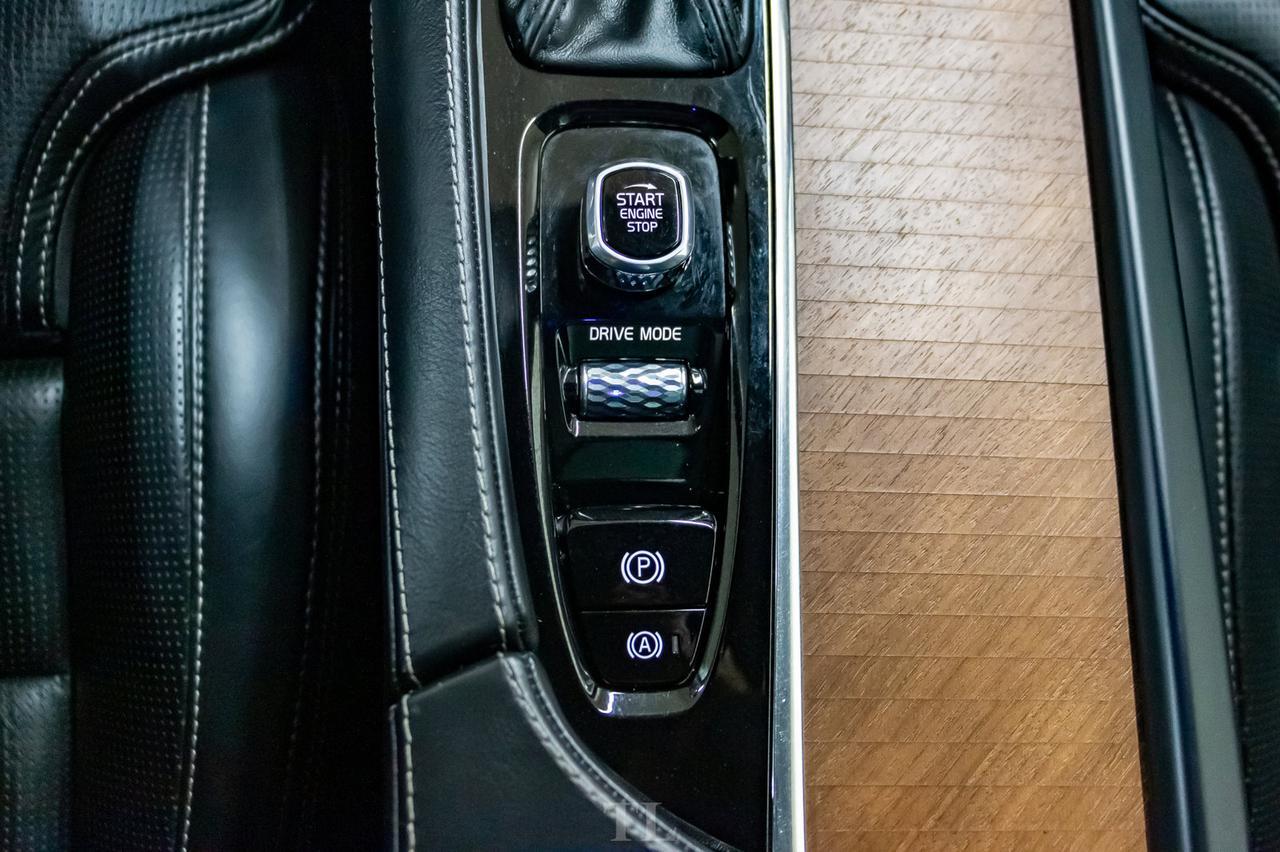 2018 Volvo XC90 AWD T6 Inscription Leather Roof Nav Red Deer AB