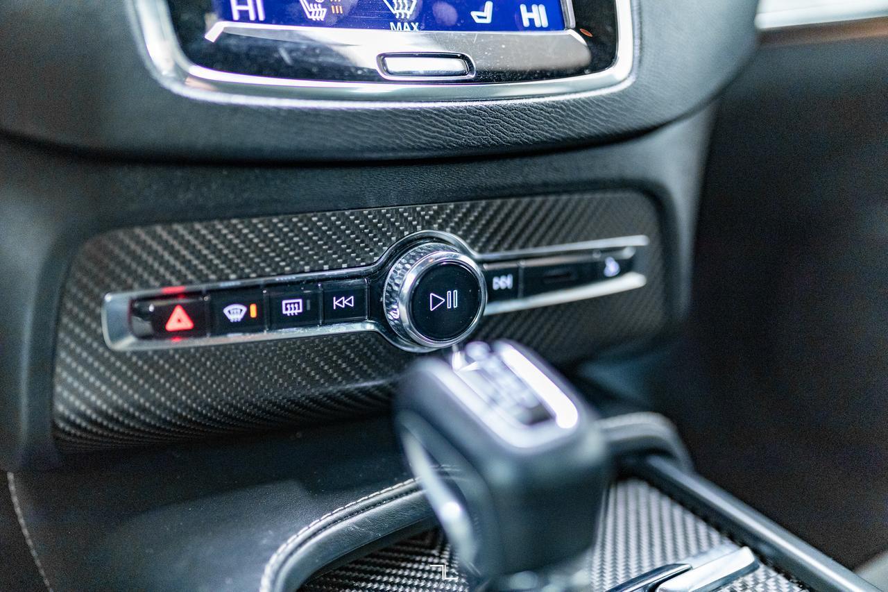 2018 Volvo XC90 AWD T6 R-Design Leather Roof Nav BCam Red Deer AB