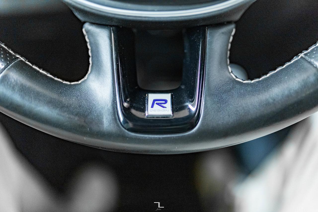 2018 Volvo XC90 AWD T6 R-Design Leather Roof Nav BCam Red Deer AB