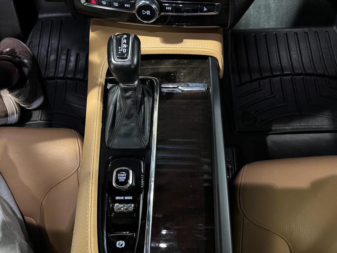 2018 Volvo XC90 Momentum Parker CO
