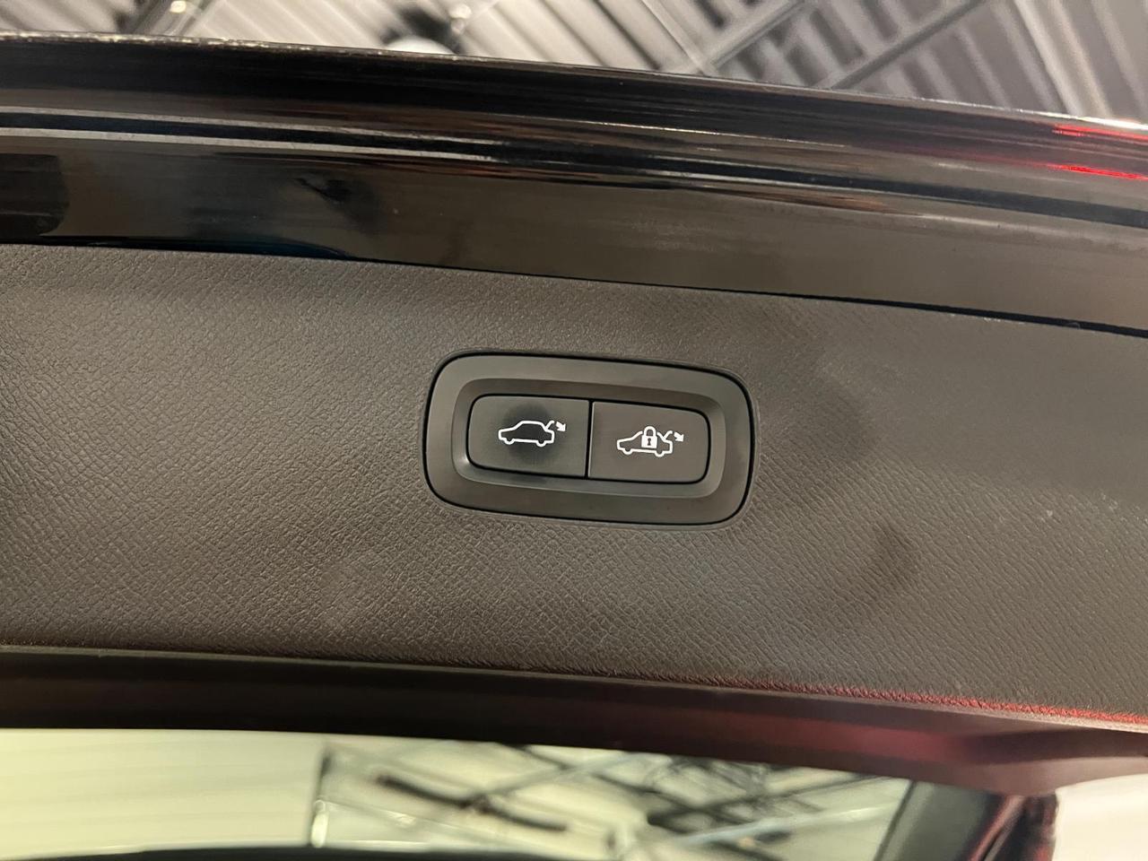 2018 Volvo XC90 Momentum Parker CO