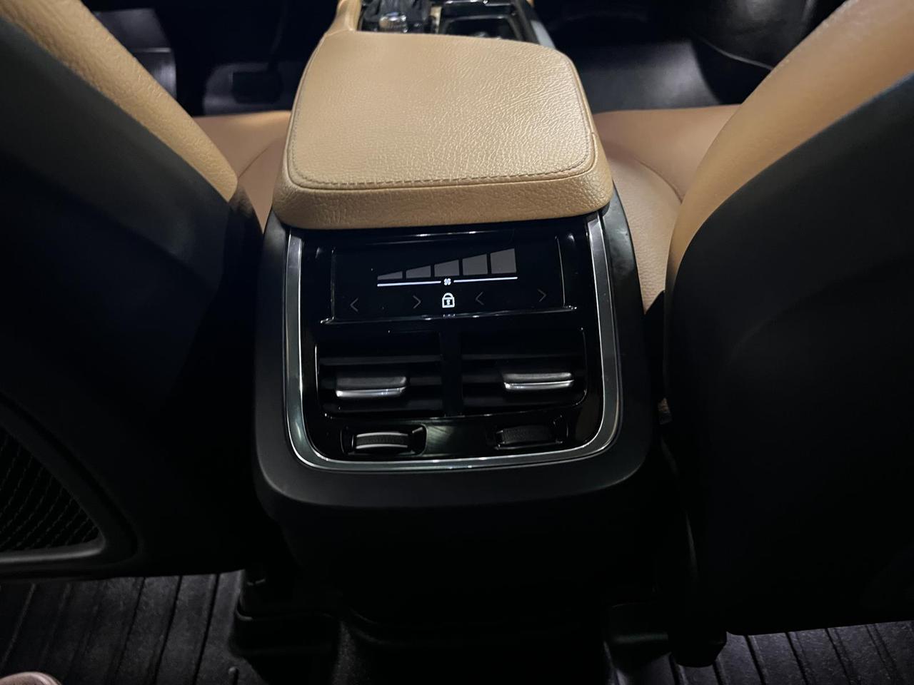2018 Volvo XC90 Momentum Parker CO