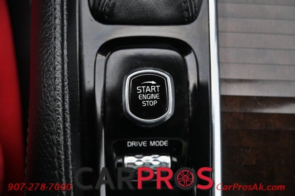 2018 Volvo XC90 Momentum Plus - AWD - Convenience Pkg - Power & Heated Leather Seats - Keyless Entry & Push to Start - Bluetooth - Blind Spot Information System - Navigation - Panoramic Sunroof w/ Power Sunshade - 3rd Row - Seats 7 Momentum Anchorage AK