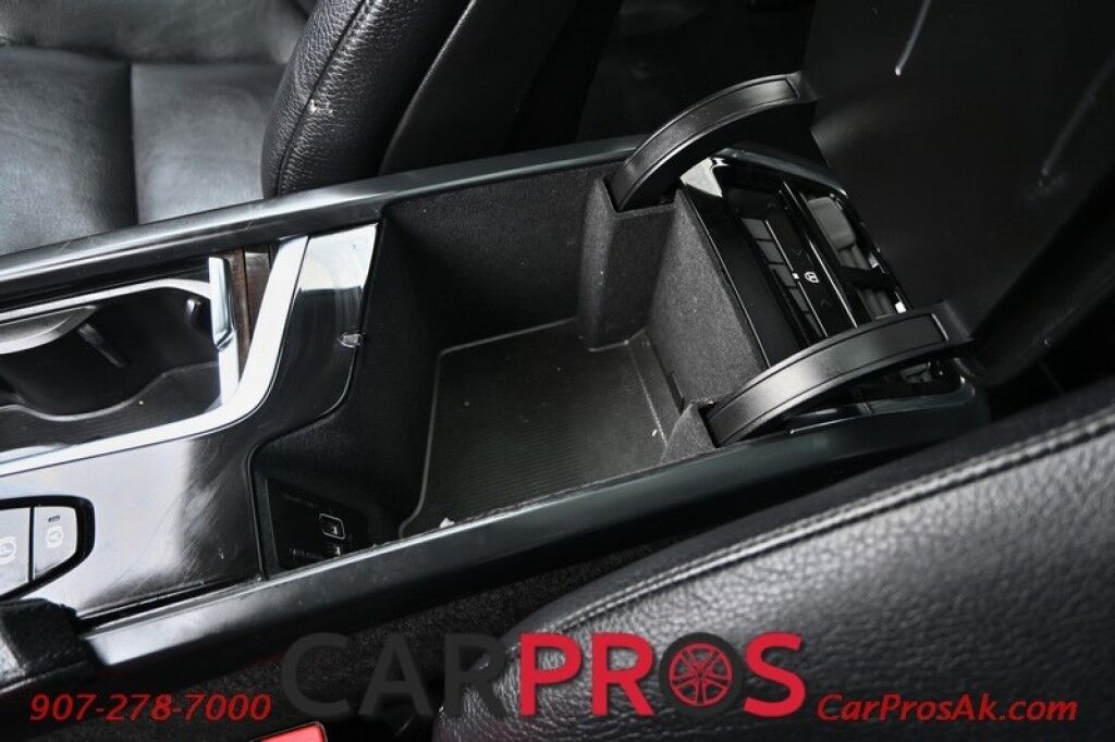 2018 Volvo XC90 Momentum Plus - AWD - Convenience Pkg - Power & Heated Leather Seats - Keyless Entry & Push to Start - Bluetooth - Blind Spot Information System - Navigation - Panoramic Sunroof w/ Power Sunshade - 3rd Row - Seats 7 Momentum Anchorage AK