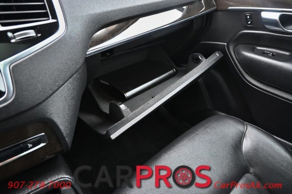 2018 Volvo XC90 Momentum Plus - AWD - Convenience Pkg - Power & Heated Leather Seats - Keyless Entry & Push to Start - Bluetooth - Blind Spot Information System - Navigation - Panoramic Sunroof w/ Power Sunshade - 3rd Row - Seats 7 Momentum Anchorage AK