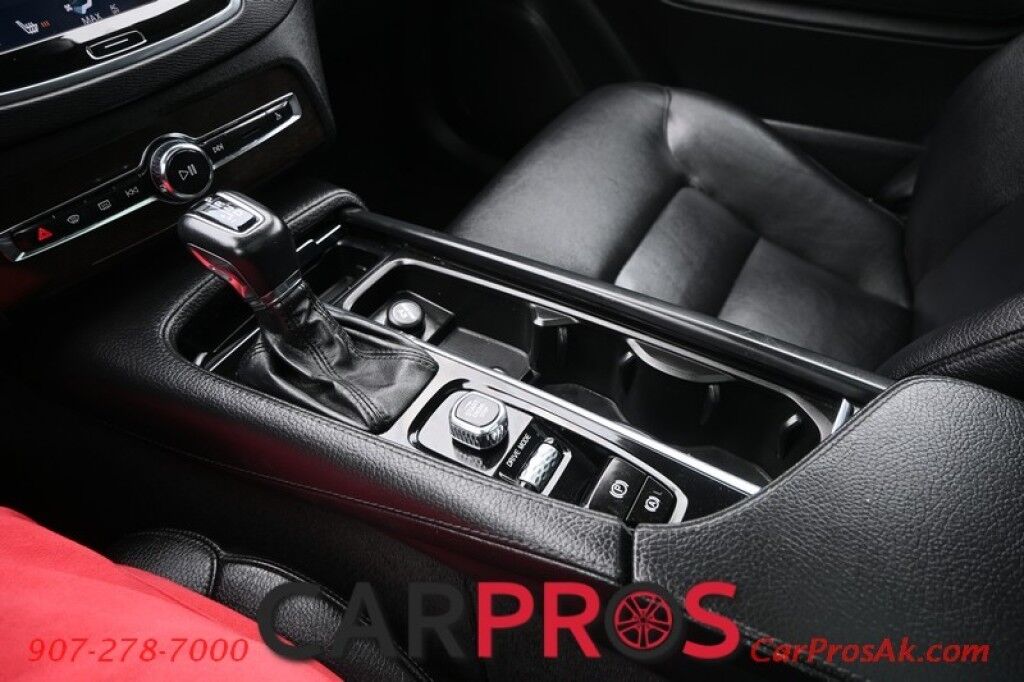2018 Volvo XC90 Momentum Plus - AWD - Convenience Pkg - Power & Heated Leather Seats - Keyless Entry & Push to Start - Bluetooth - Blind Spot Information System - Navigation - Panoramic Sunroof w/ Power Sunshade - 3rd Row - Seats 7 Momentum Anchorage AK
