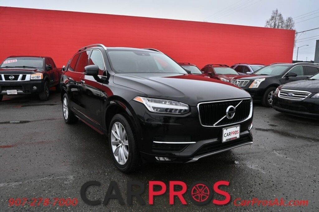 2018 Volvo XC90 Momentum Plus - AWD - Convenience Pkg - Power & Heated Leather Seats - Keyless Entry & Push to Start - Bluetooth - Blind Spot Information System - Navigation - Panoramic Sunroof w/ Power Sunshade - 3rd Row - Seats 7 Momentum
