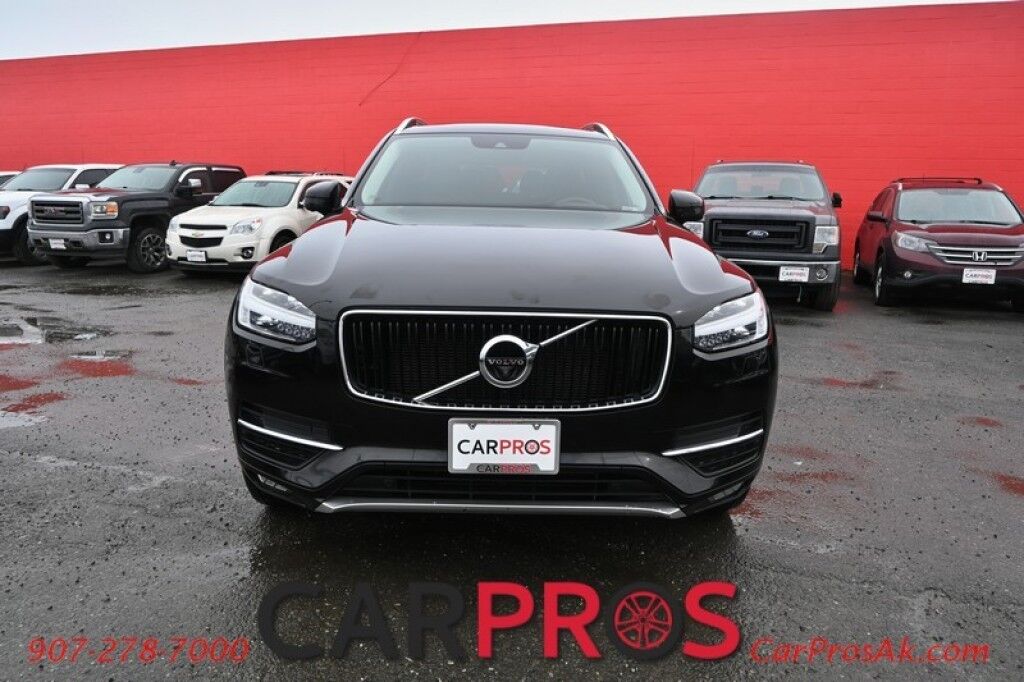 2018 Volvo XC90 Momentum Plus - AWD - Convenience Pkg - Power & Heated Leather Seats - Keyless Entry & Push to Start - Bluetooth - Blind Spot Information System - Navigation - Panoramic Sunroof w/ Power Sunshade - 3rd Row - Seats 7 Momentum