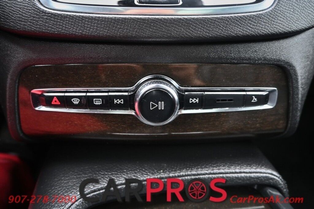 2018 Volvo XC90 Momentum Plus - AWD - Convenience Pkg - Power & Heated Leather Seats - Keyless Entry & Push to Start - Bluetooth - Blind Spot Information System - Navigation - Panoramic Sunroof w/ Power Sunshade - 3rd Row - Seats 7 Momentum Anchorage AK