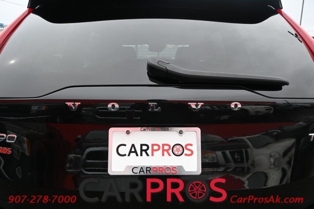 2018 Volvo XC90 Momentum Plus - AWD - Convenience Pkg - Power & Heated Leather Seats - Keyless Entry & Push to Start - Bluetooth - Blind Spot Information System - Navigation - Panoramic Sunroof w/ Power Sunshade - 3rd Row - Seats 7 Momentum Anchorage AK