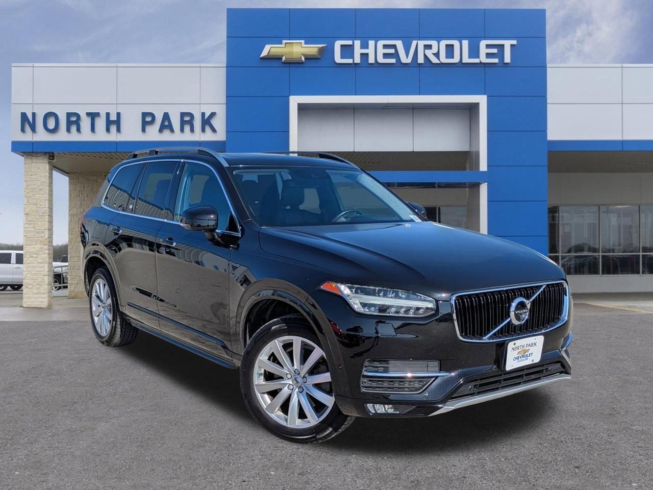 2018 Volvo XC90 Momentum