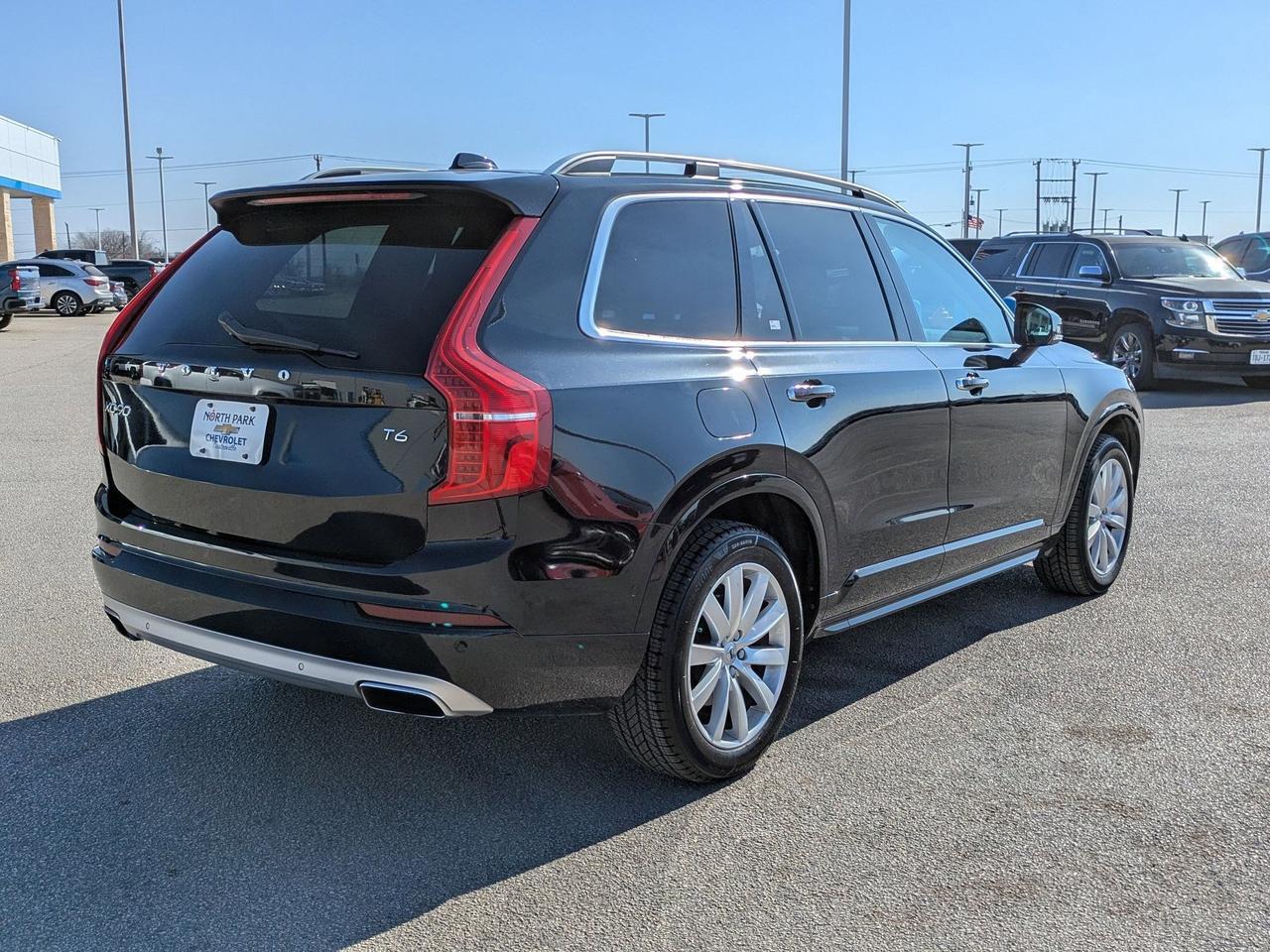 2018 Volvo XC90 Momentum