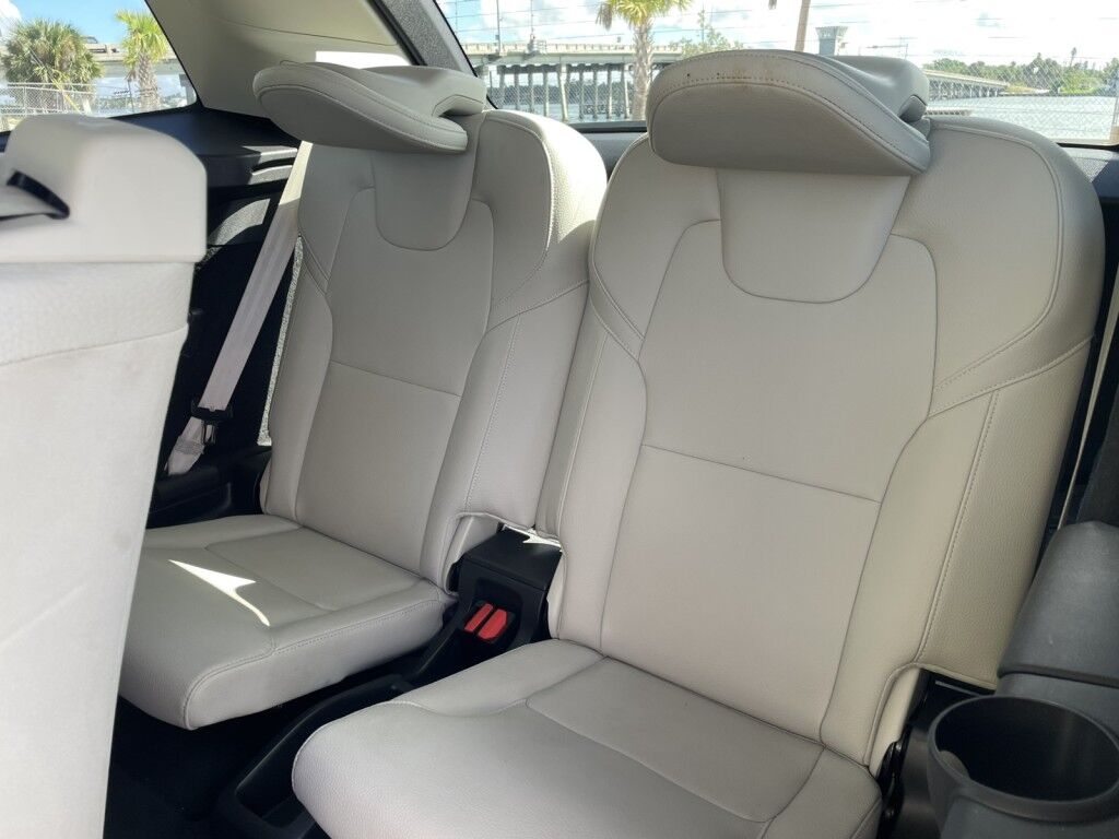 2018 Volvo XC90 Momentum Sarasota FL