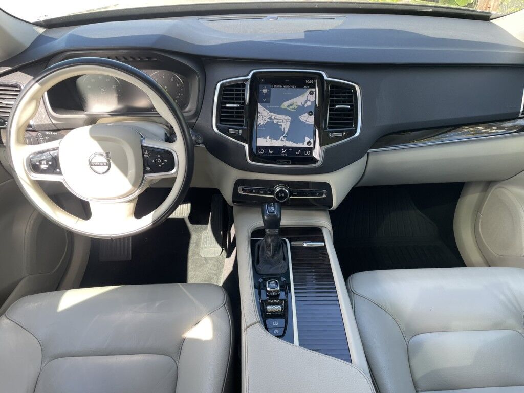 2018 Volvo XC90 Momentum Sarasota FL