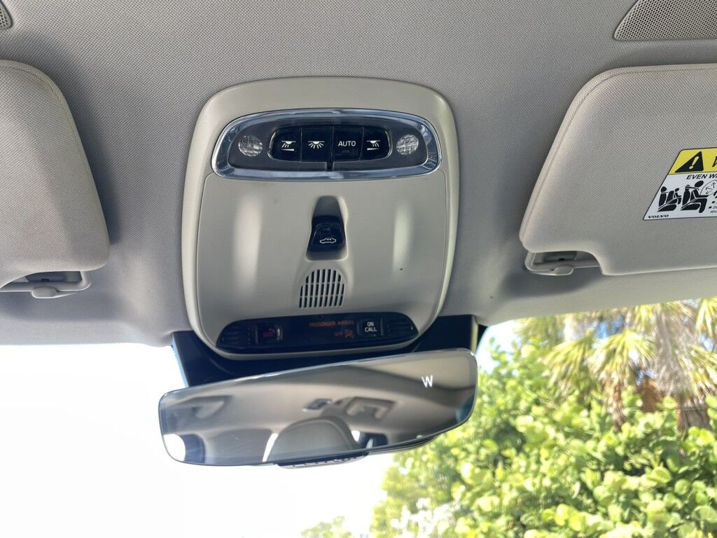 2018 Volvo XC90 Momentum Sarasota FL