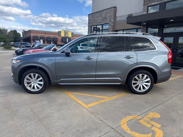 2018 Volvo XC90 Momentum