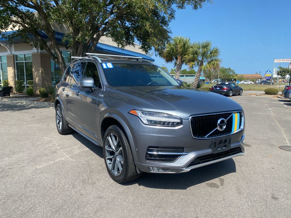 2018 Volvo XC90 Momentum