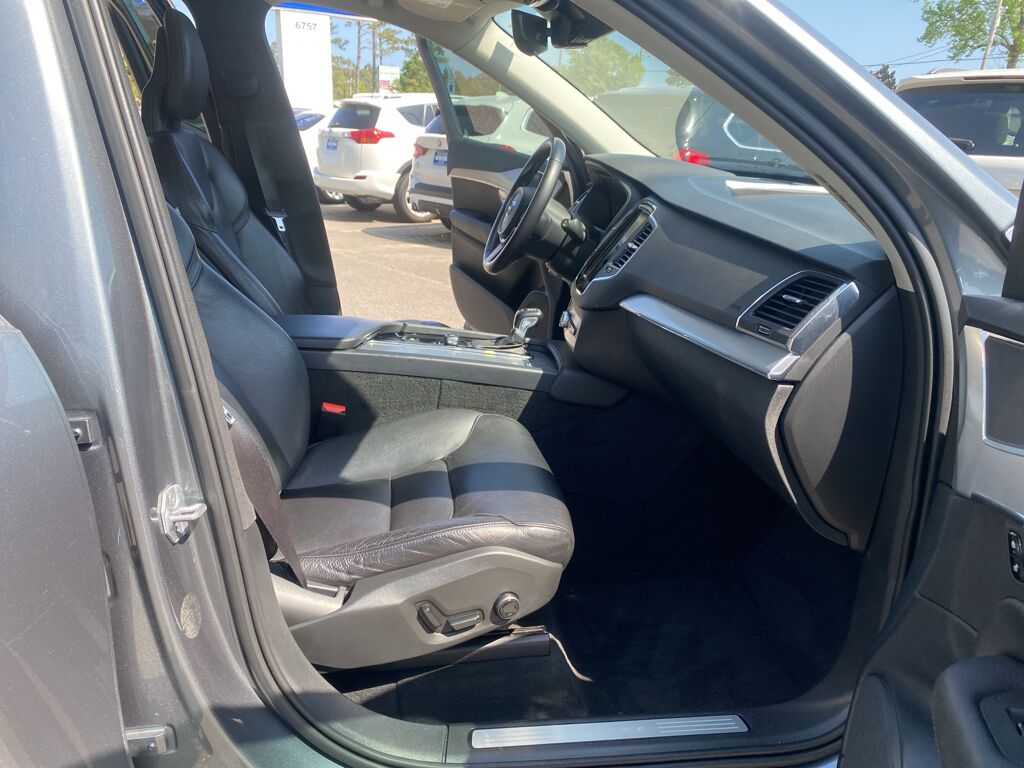 2018 Volvo XC90 Momentum Wilmington NC