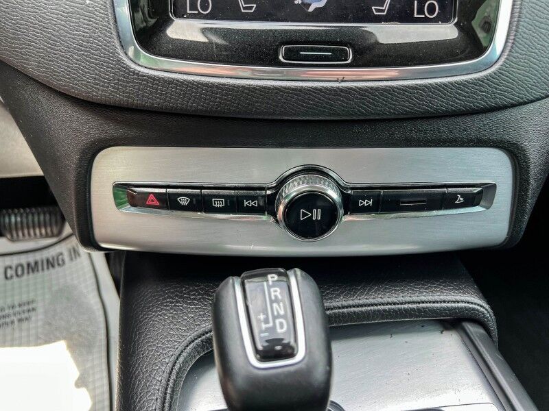 2018 Volvo XC90 Momentum Wilmington NC