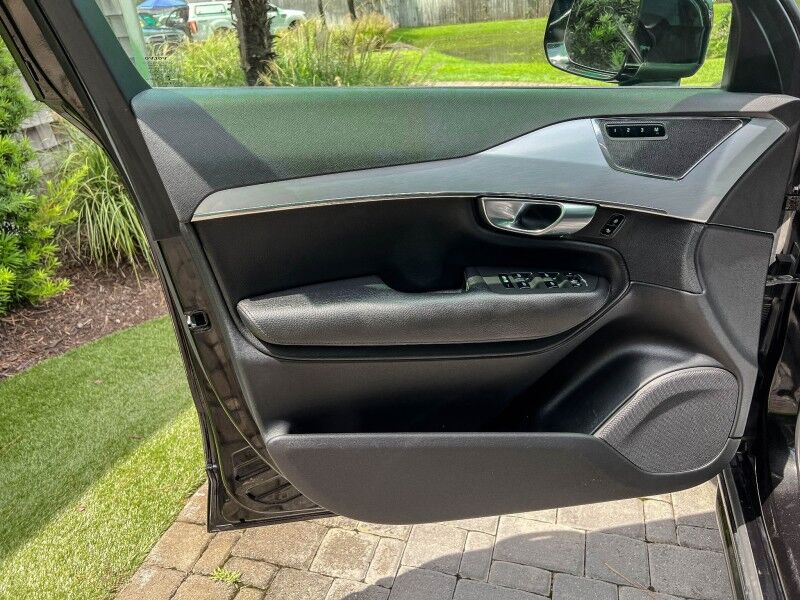 2018 Volvo XC90 Momentum Wilmington NC