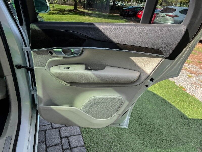 2018 Volvo XC90 Momentum Wilmington NC